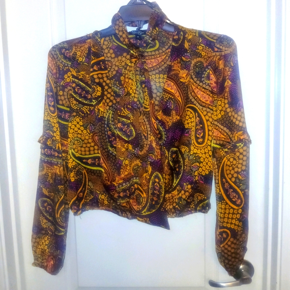 Silk retro Jessica Simpsons paisley crop top with neck tye